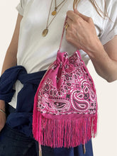 Charger l'image dans la galerie, MODELE UNIQUE - Mini Pouch bag - franges 10 cm