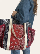 Charger l'image dans la galerie, Big Weekly bag - Bleu marine, bordeaux et terracotta