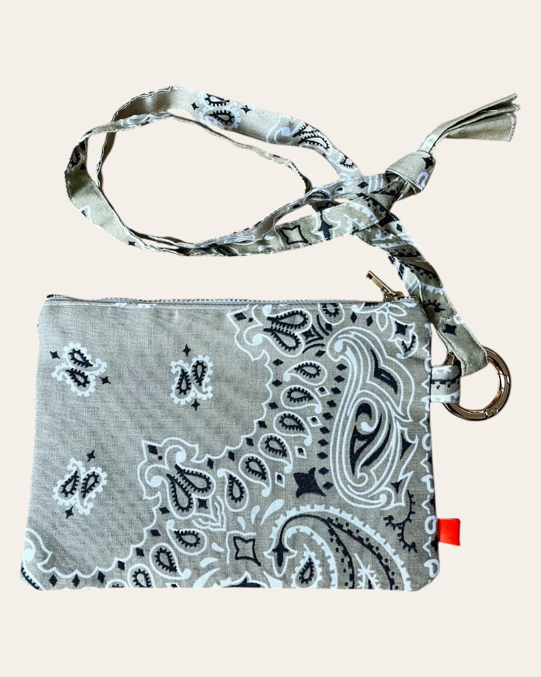 Pochette Klipette en bandana Kombinaison, fait main à Paris – photo 5