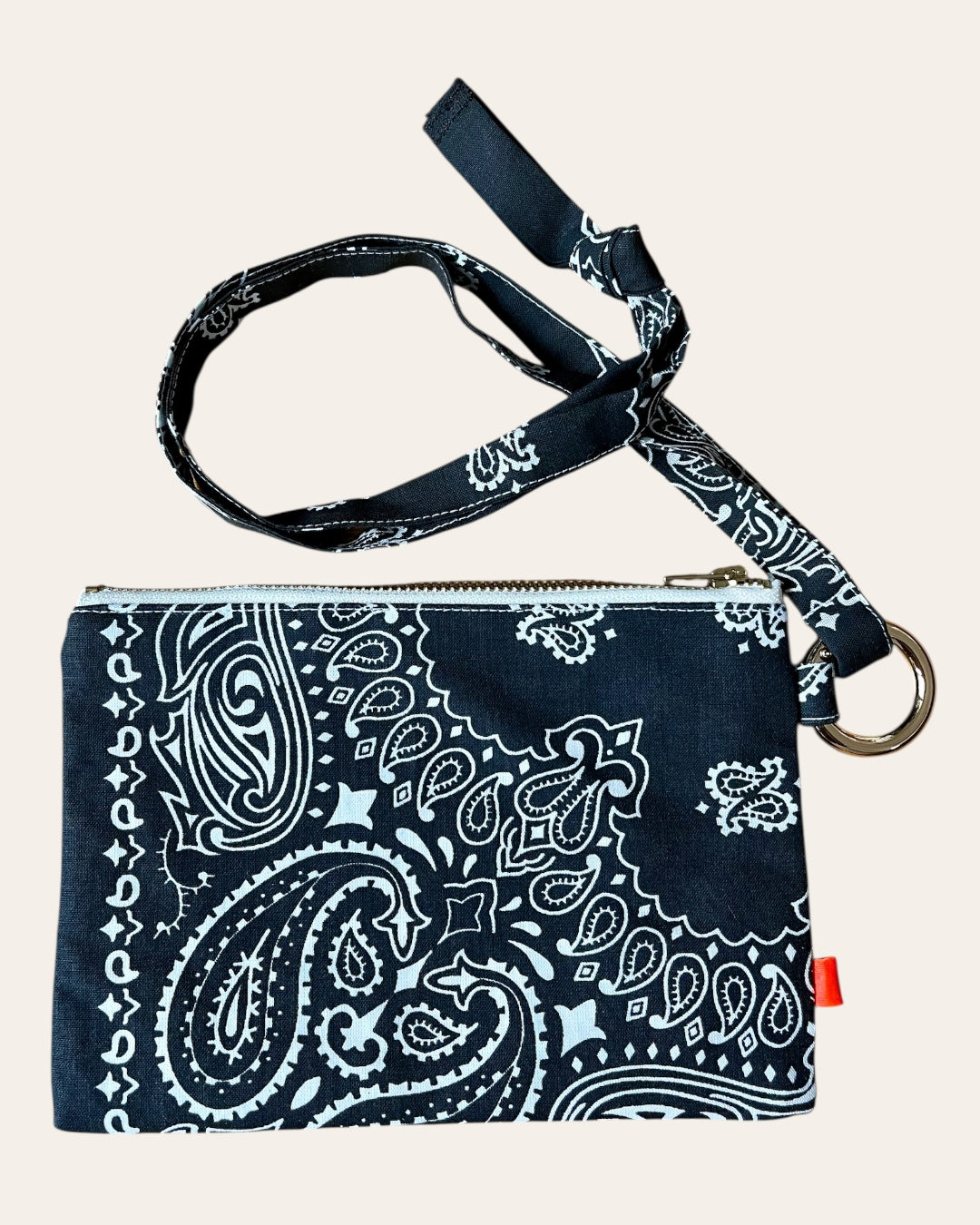 Pochette Klipette en bandana Kombinaison, fait main à Paris – photo 13