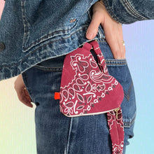 Charger l'image dans la galerie, POCHETTES COEUR
