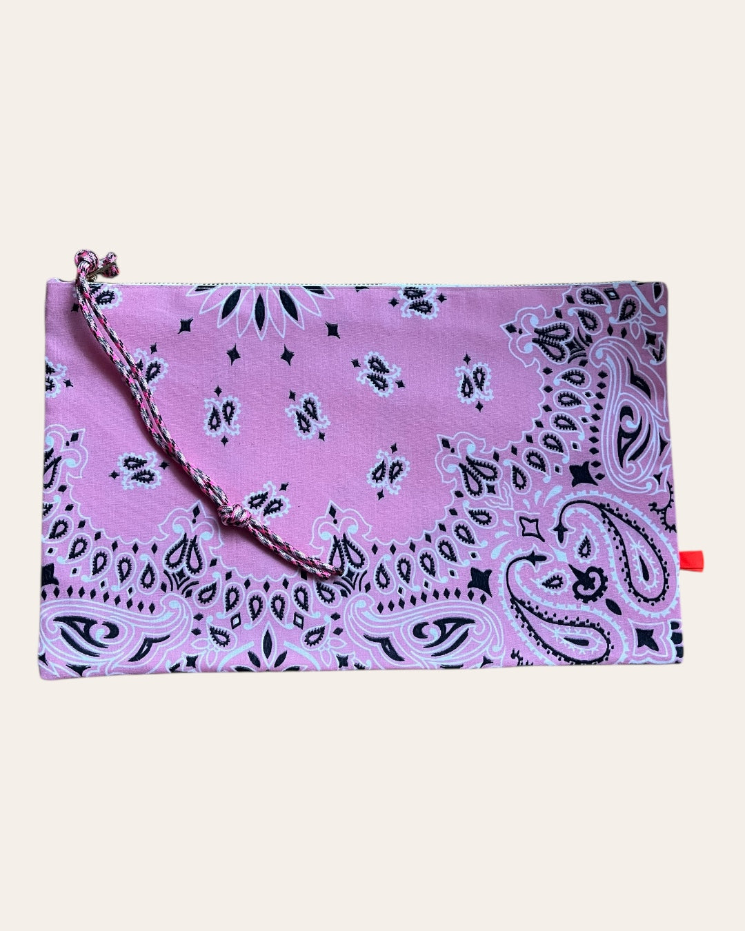 Pochette fourre-tout en bandana Kombinaison, fait main à Paris – photo 5
