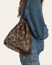 Charger l'image dans la galerie, PRE-COMMANDE - Pouch bag - franges 5 cm

