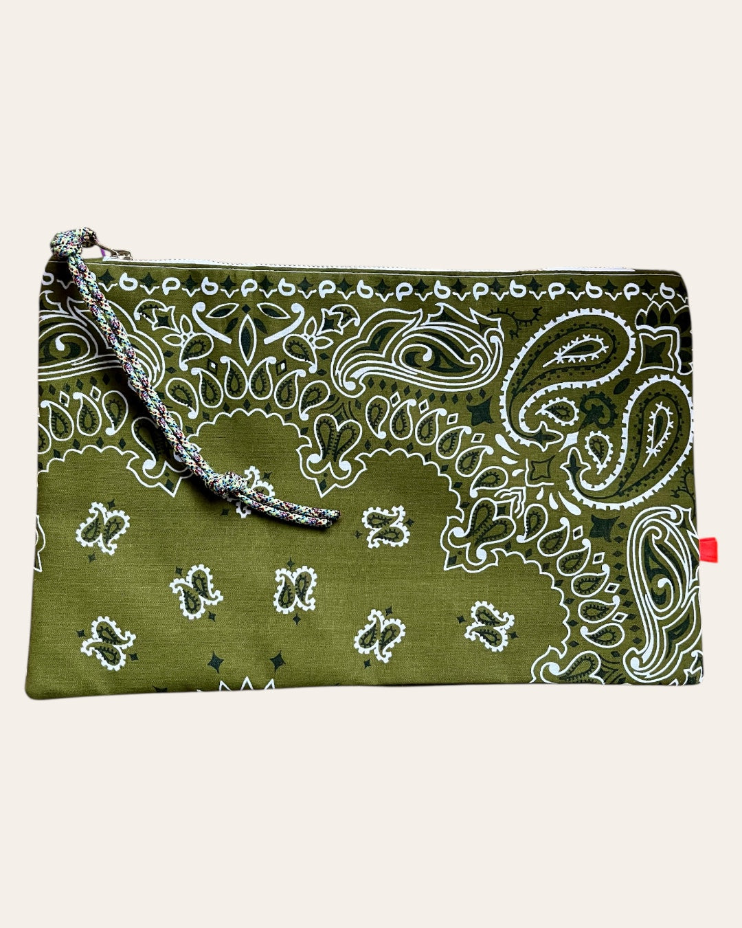 Pochette fourre-tout en bandana Kombinaison, fait main à Paris – photo 6